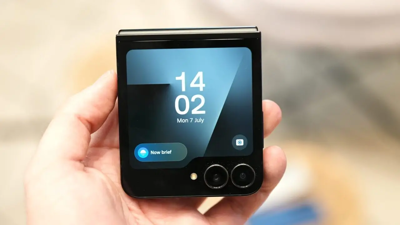 تصاویر گوشی سامسونگ  Samsung Galaxy Z Flip7 FE عکس 7
